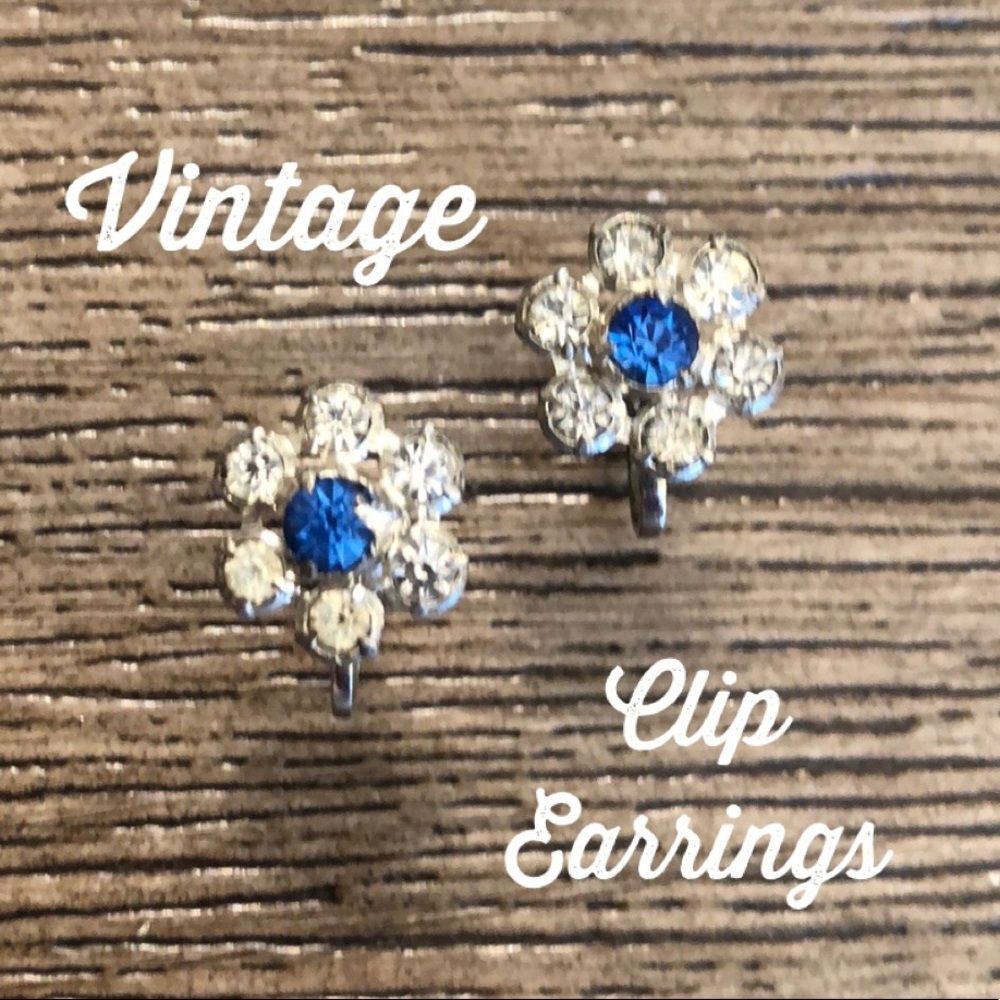 Vintage Flower Rhinestone Clip Earrings Screw Back
